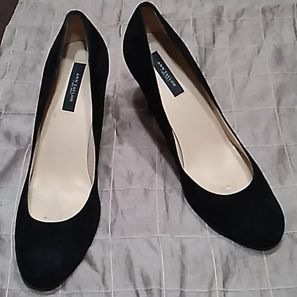 Ann Taylor heels